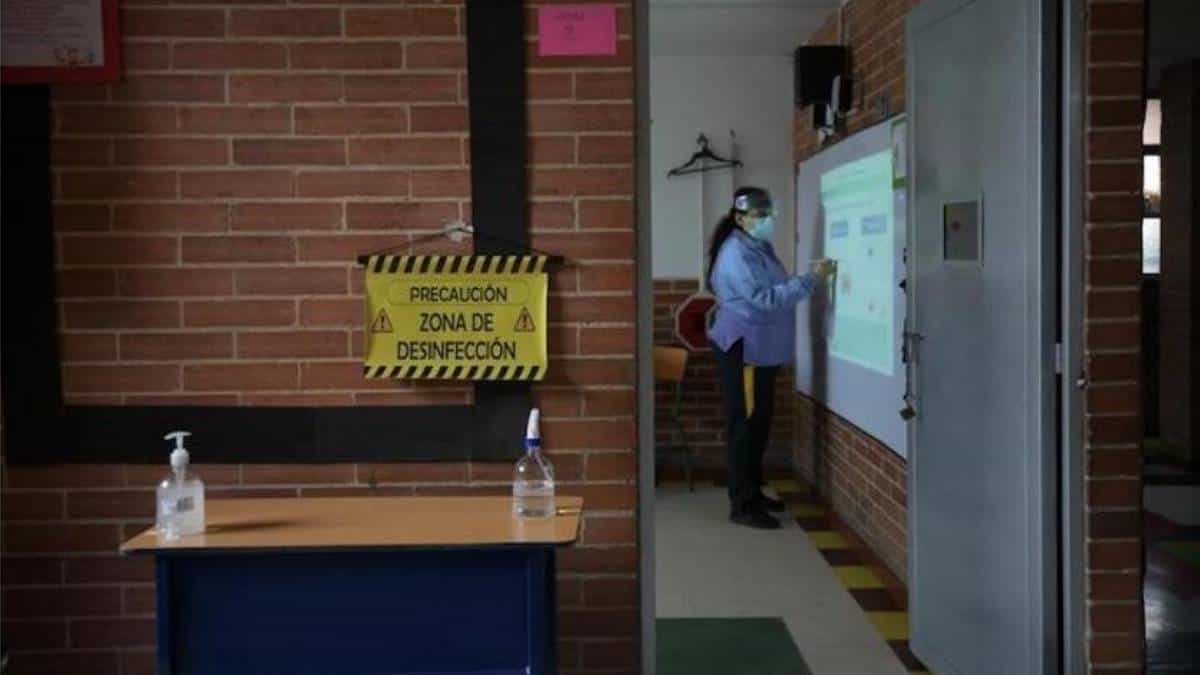 Docentes protestarán en Bogotá contra el regreso a la presencialidad