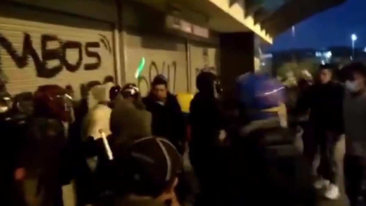 Momento de la agresión a los funcionarios de la Secretaría de Gobierno.