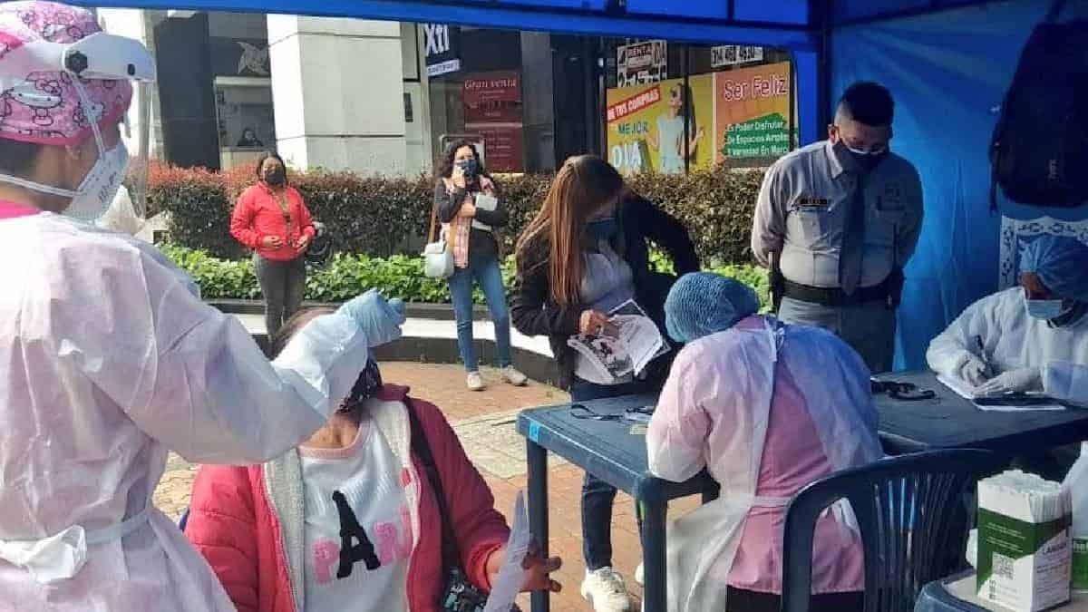 Foto: Twitter (@Sectorsalud) ¿Cómo consultar los resultados de las pruebas covid tomadas por el Distrito?