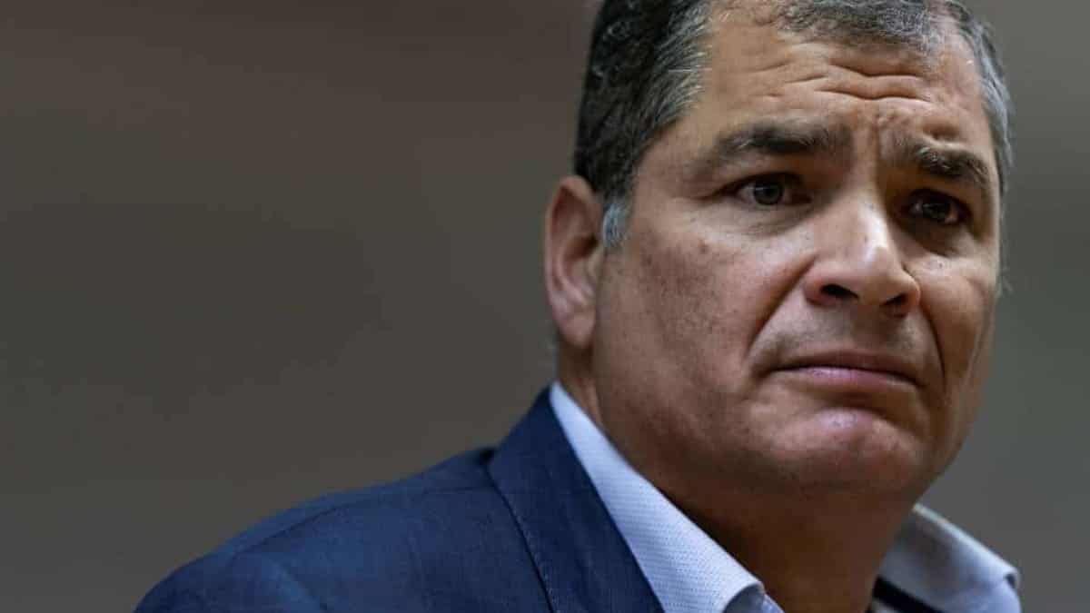 Investigan nexos entre Alex Saab y Rafael Correa, expresidente de Ecuador.