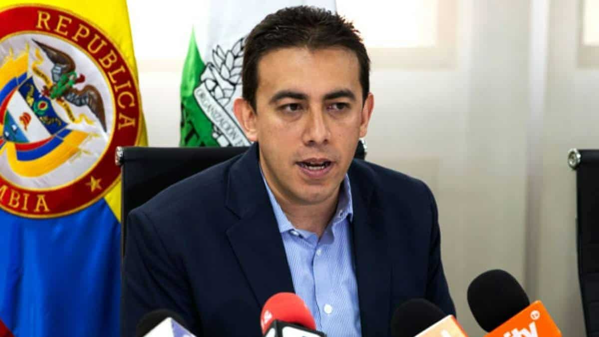 Niegan medida que pretendía suspender al registrador