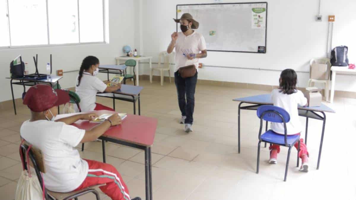 Más de 473.000 niños regresarán a clases el 6 de julio en Antioquia