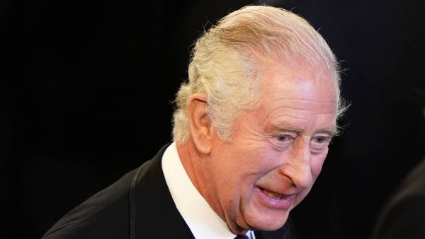 Ingresan al hospital al Rey Carlos III y cancelan sus compromisos: esto se sabe de su salud Ingresan al hospital al Rey Carlos III y cancelan sus compromisos: esto se sabe de su salud