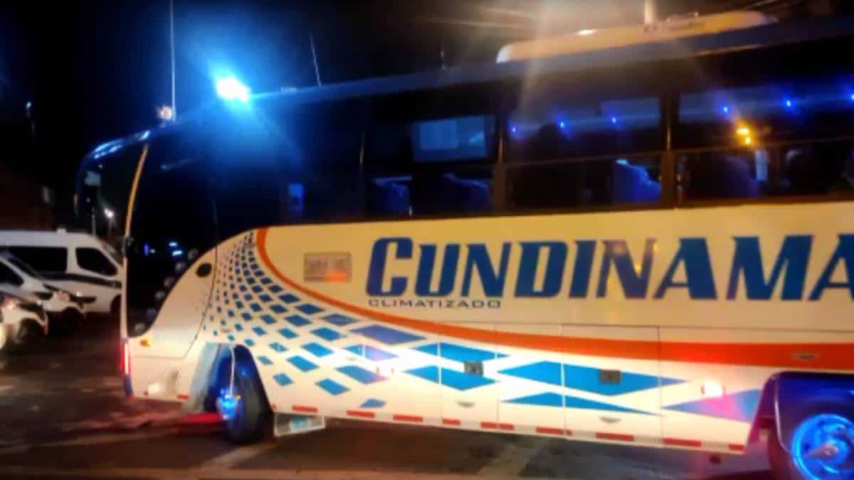 Capturan a ladrones de un bus gracias a GPS de celular hurtado en Bogotá