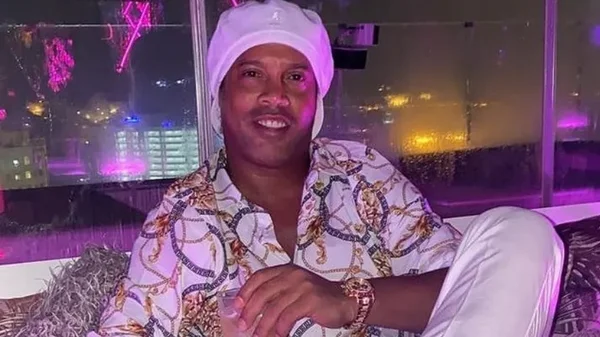 Esta es la cifra que le paga Piqué a Ronaldinho por jugar en la Kings League