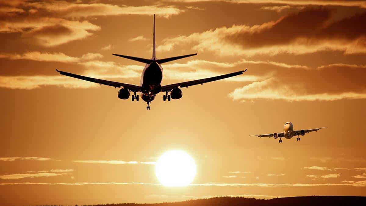 Colombia abre nuevas rutas aéreas para conectar las regiones