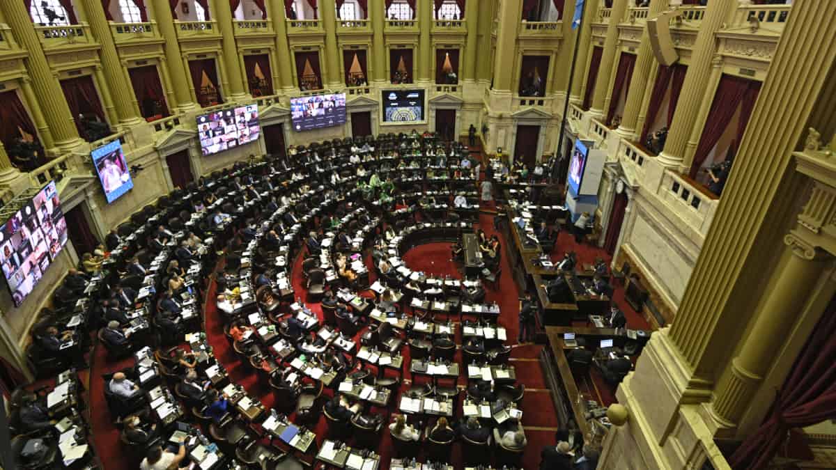 Argentina sanciona ley de etiquetado frontal de alimentos altos en azúcares