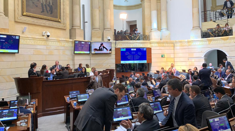 ¿Senadores privilegiados? Así se estarían pagando viáticos desde la UNP