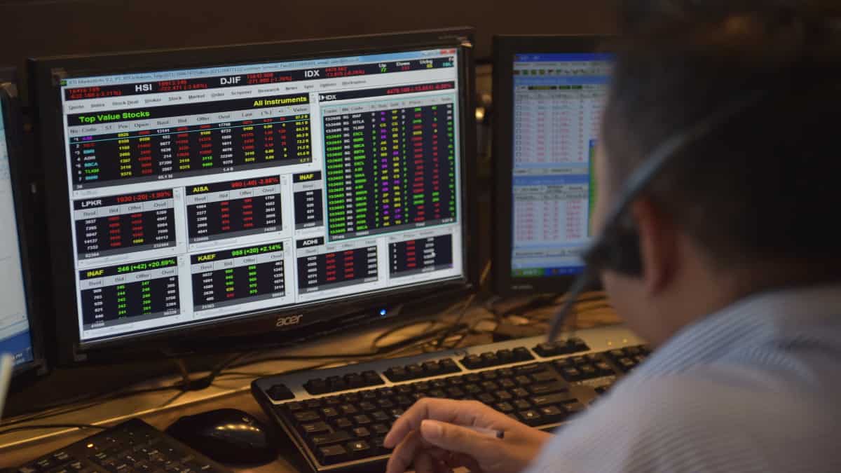 Las reservas de crudo de EE.UU. aumentaron mucho más de lo deseado