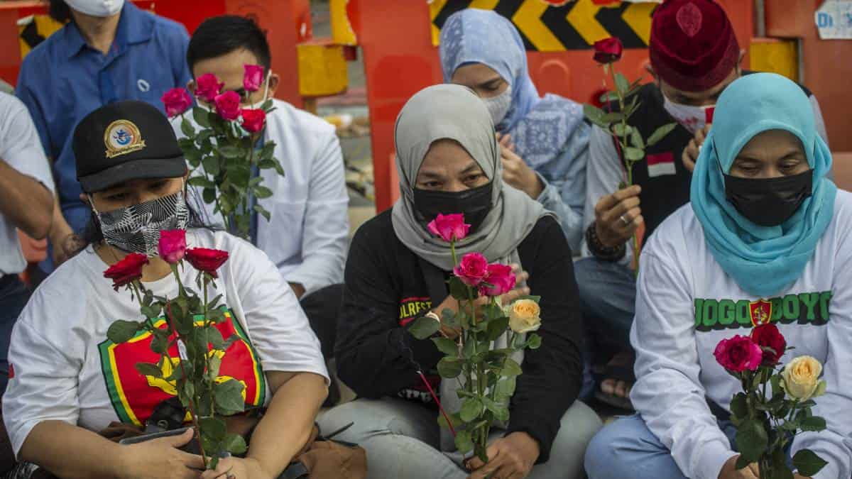 Encuentran submarino desaparecido en Indonesia con tripulantes muertos