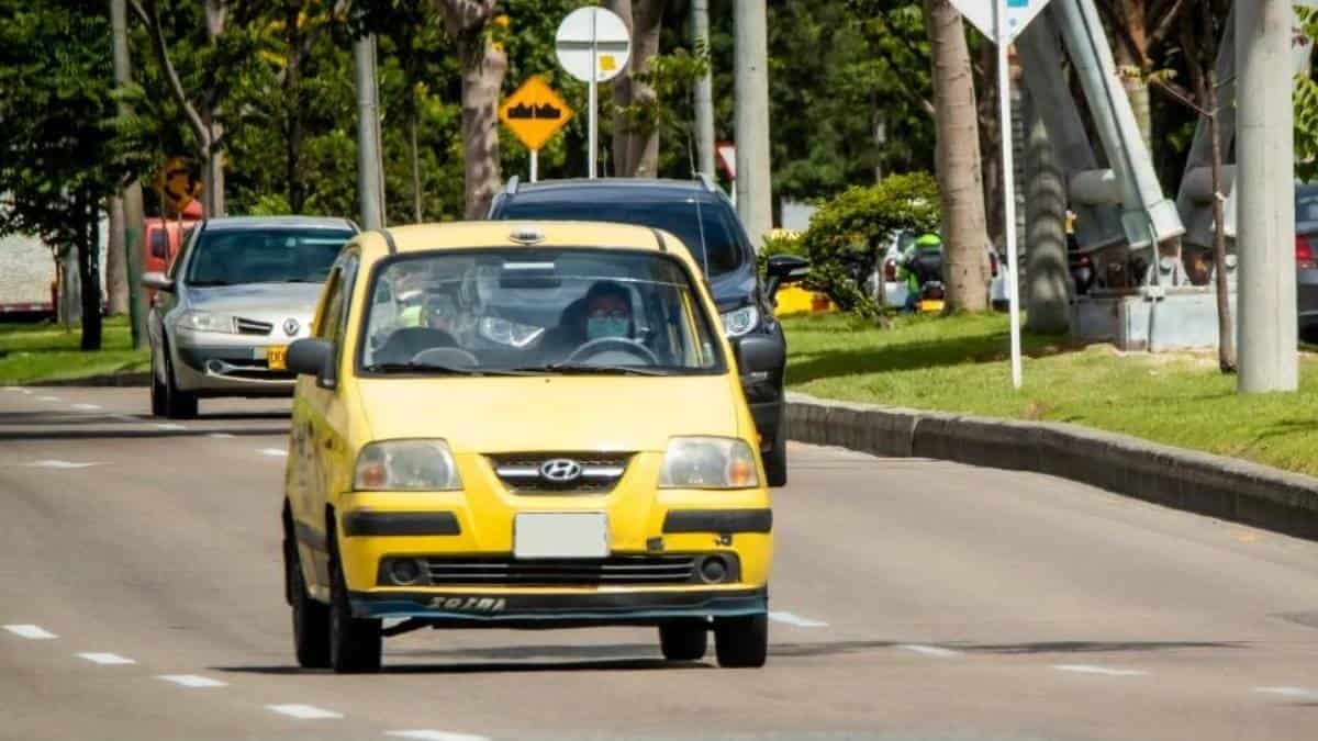 Taxis en Bogotá: Claudia López firmó decreto que fija nuevas tarifas