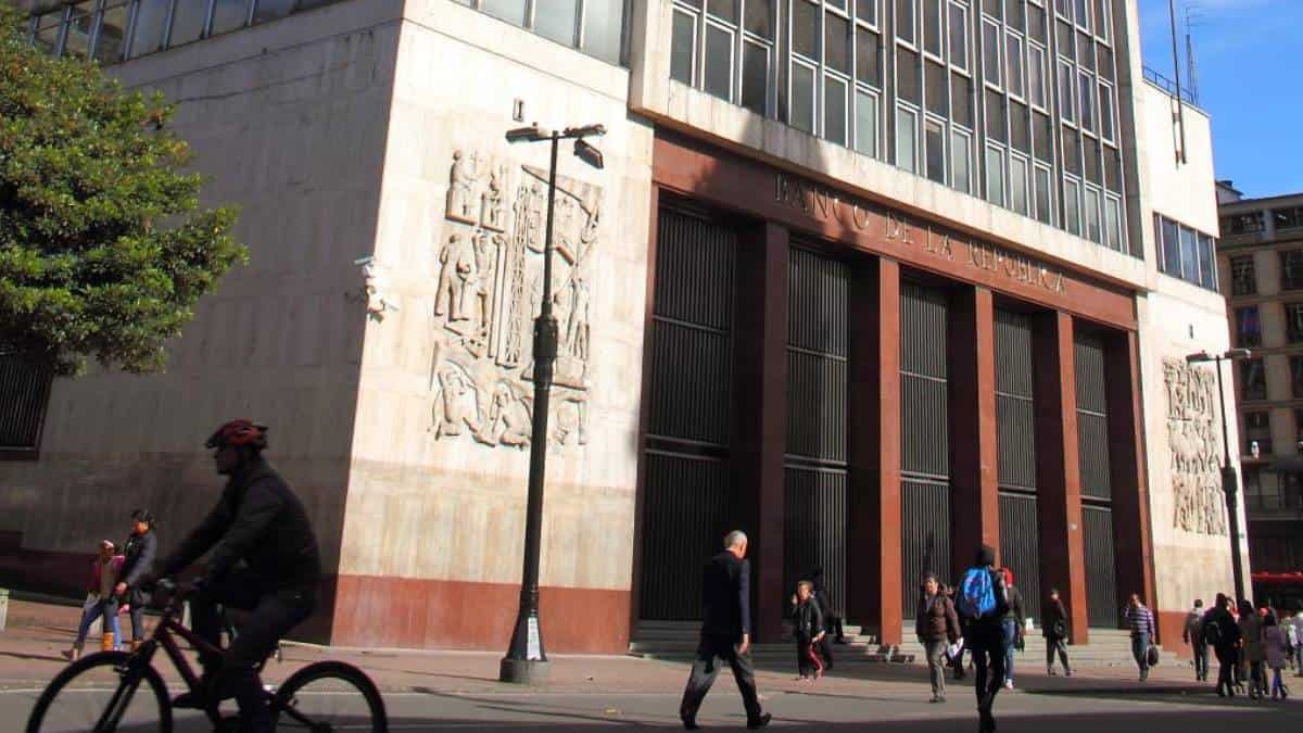 Fijan tasa de interés de intervención en 2,0%