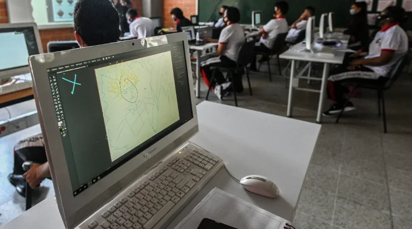 Formación profesional para jóvenes de bajos recursos