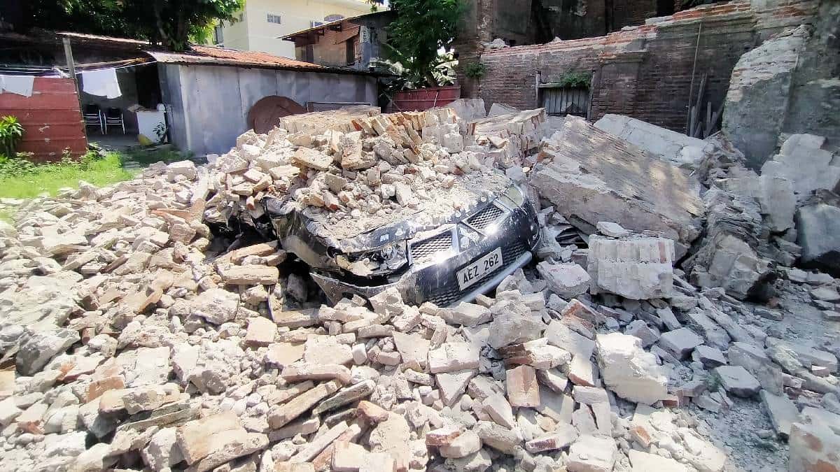 Temor por fuertes réplicas tras terremoto en Filipinas