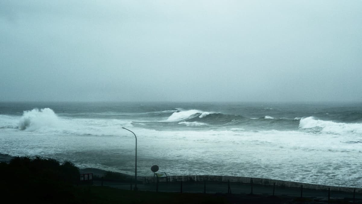 Tifón Chanthu llega el lunes en la noche a la costa de Shanghái.