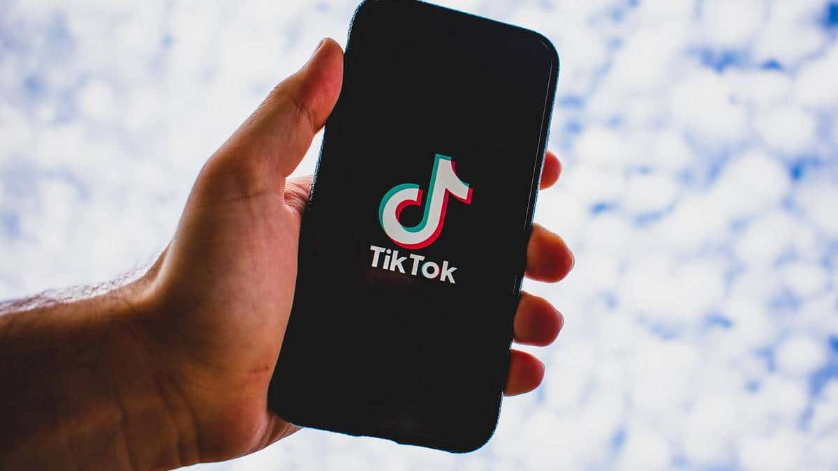 Denuncian TikTok por muerte de dos niñas