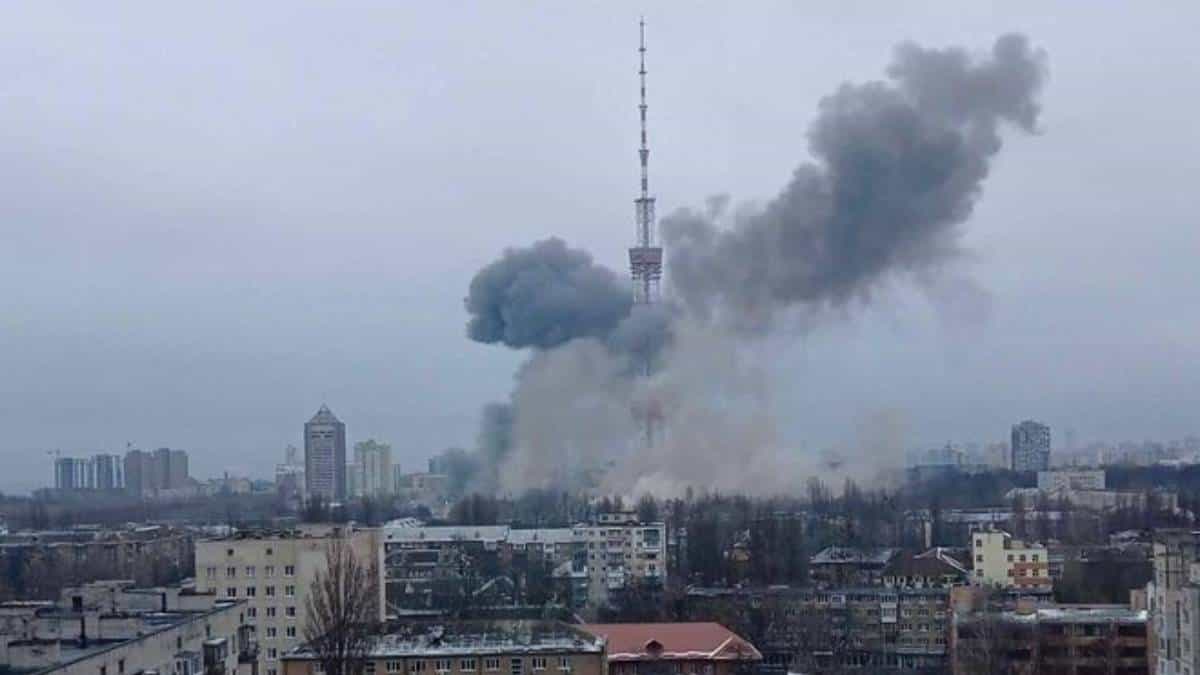 Rusia bombardeó torre de televisión de Kiev, Ucrania