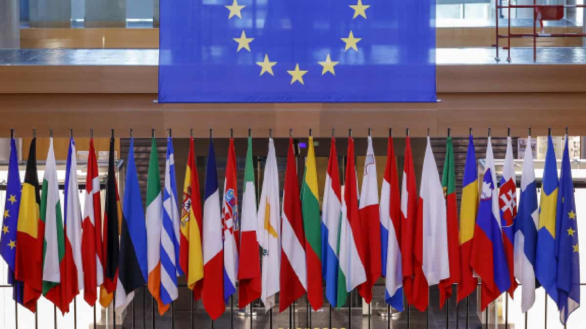 Unión Europea pide a China "pruebas verificables" en caso de tenista Peng Shuai
