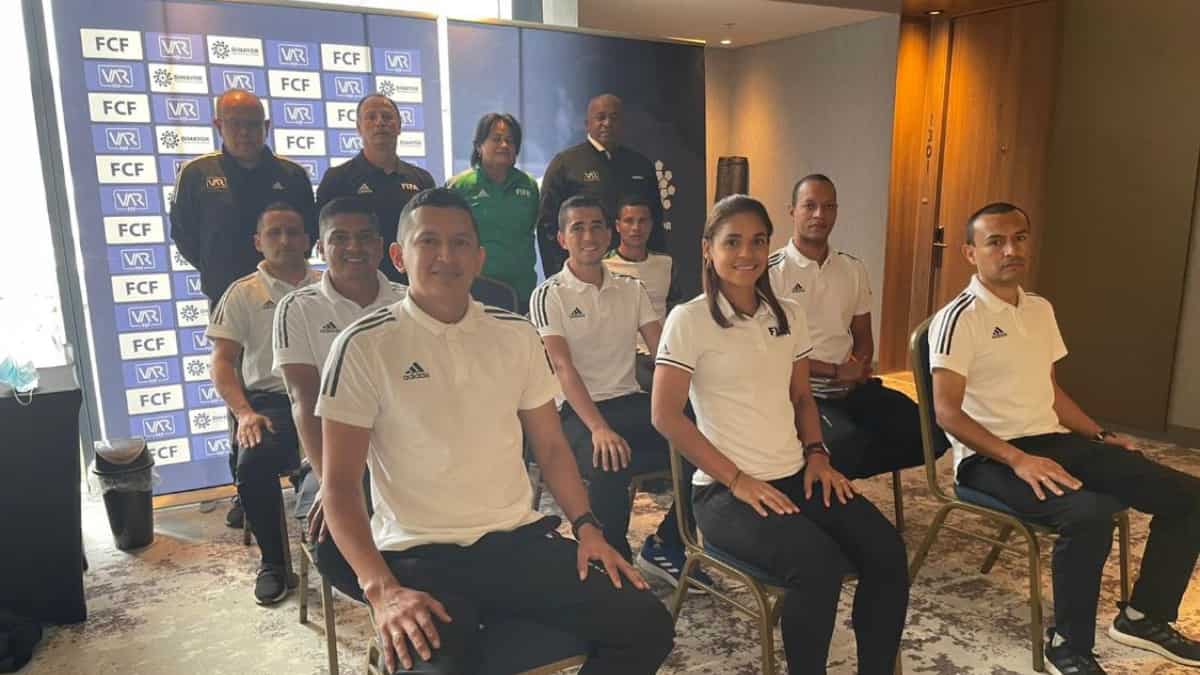 32 árbitros se capacitarán en el VAR para el FPC