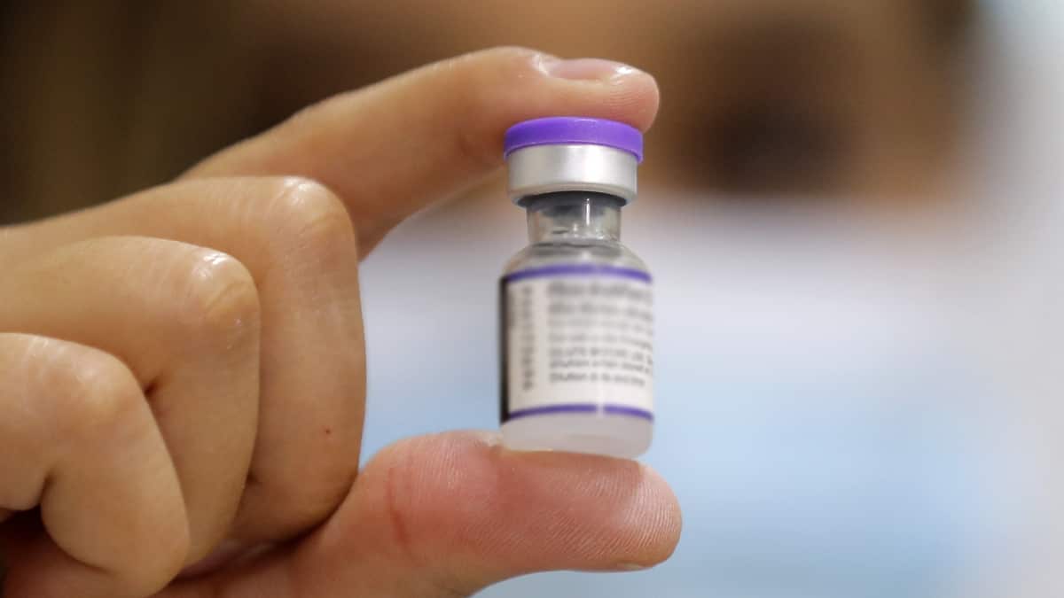 Dosis de refuerzo anticovid para jóvenes de 12 a 17 años en Colombia.