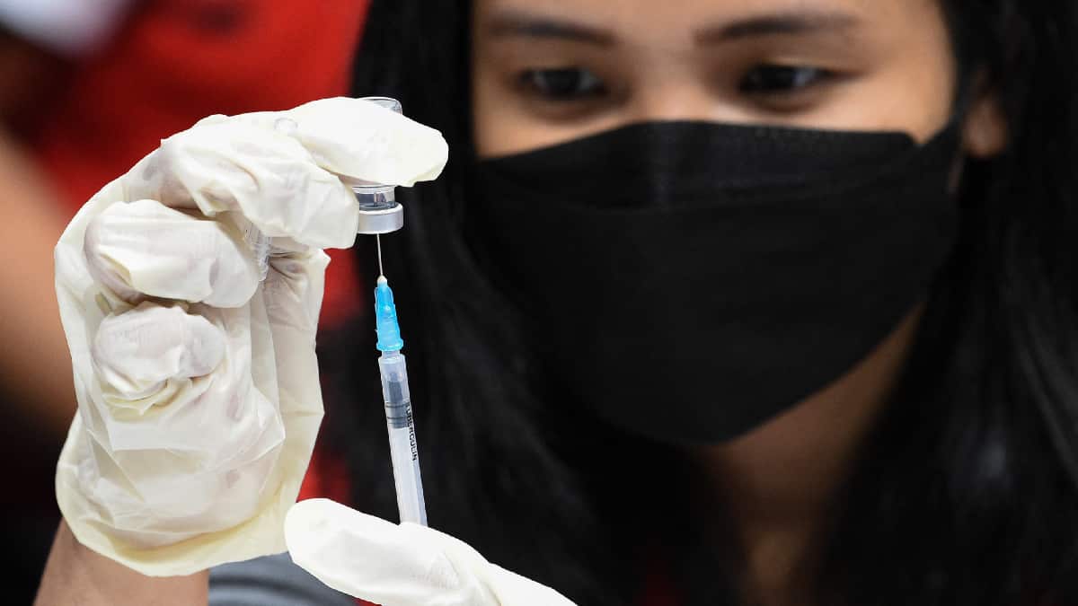 Chile inició aplicación de la cuarta dosis para mayores de 55 años