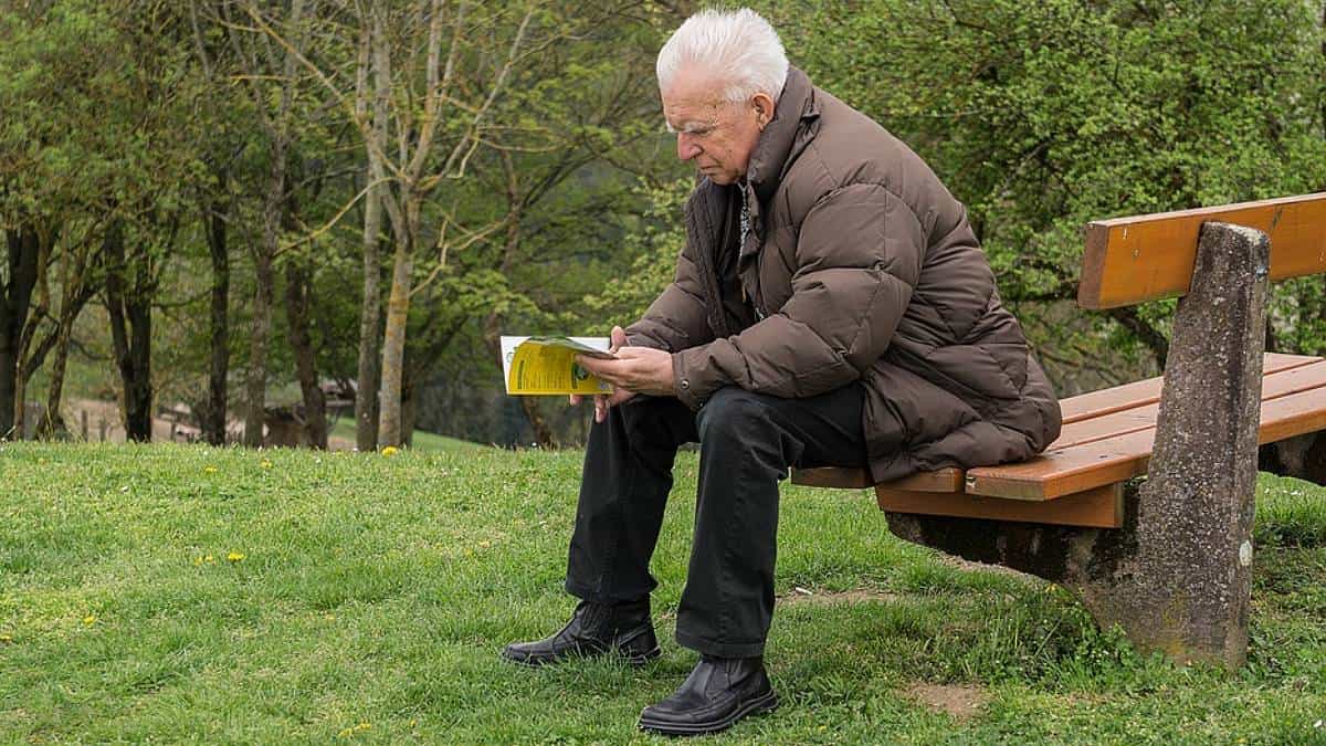 Vacunas generan anticuerpos similares en adultos mayores