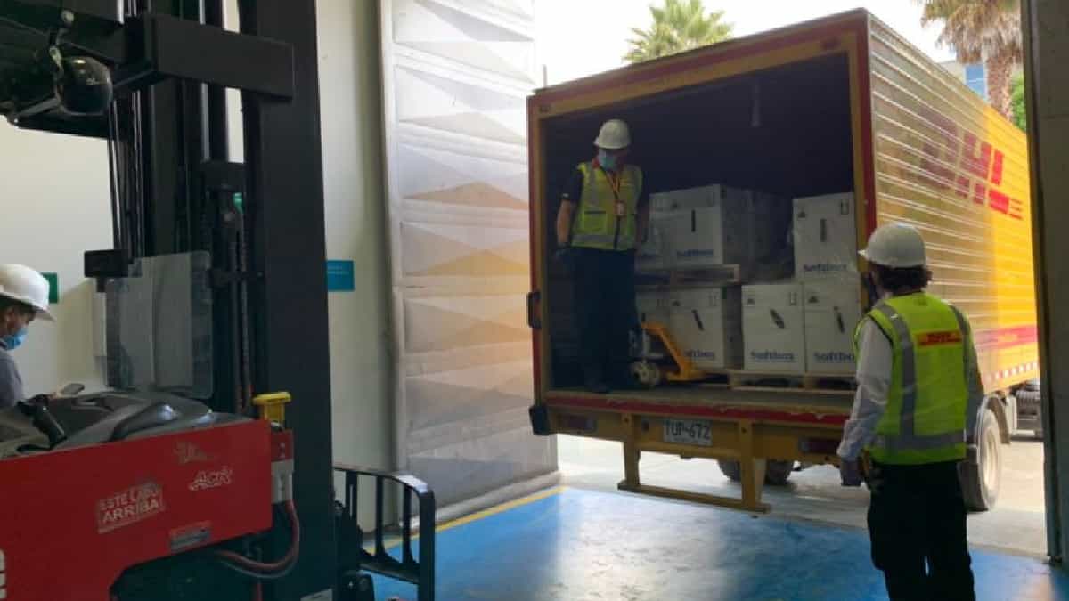 Llegada de vacunas a Colombia.