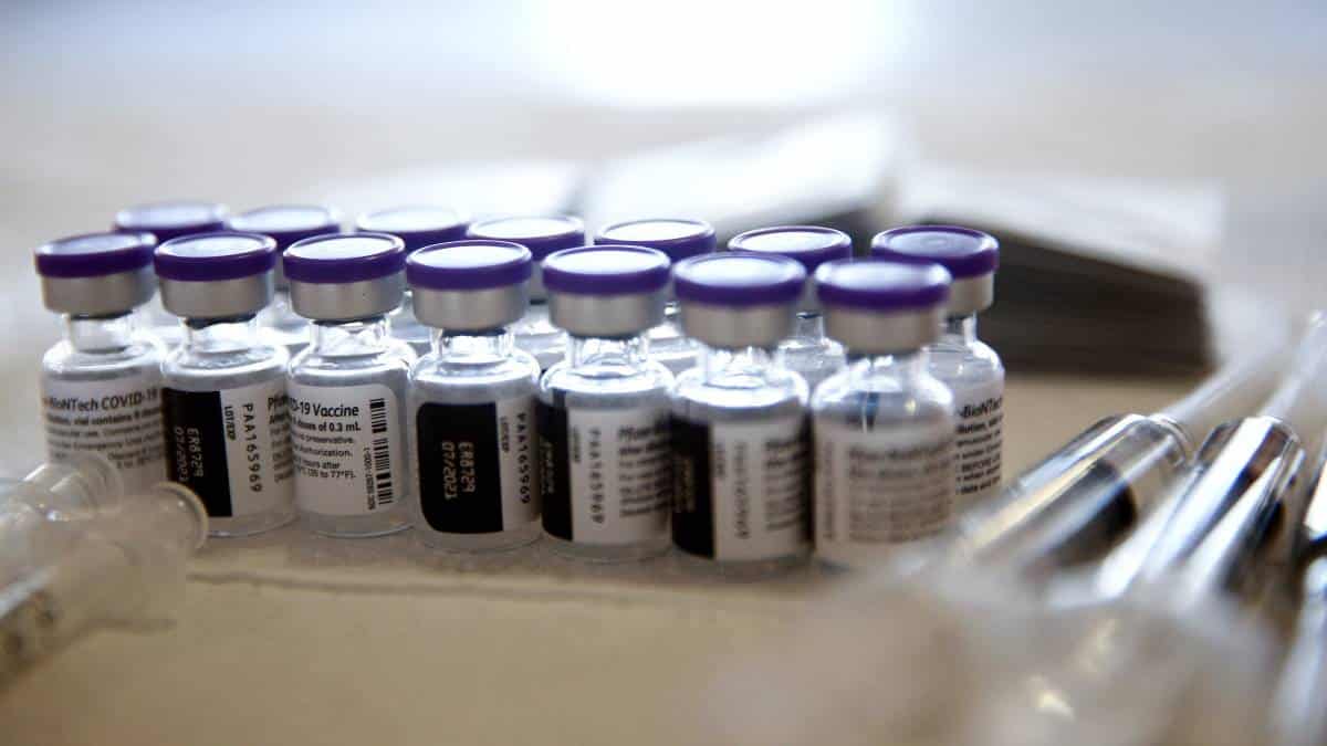 Vacunas anticovid vendidas en México y Polonia eran falsas: Pfizer