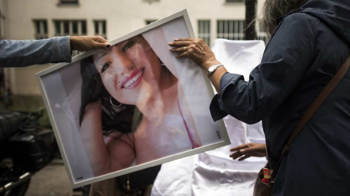 Francia: Tres hombres a juicio por asesinar a trabajadora sexual trans