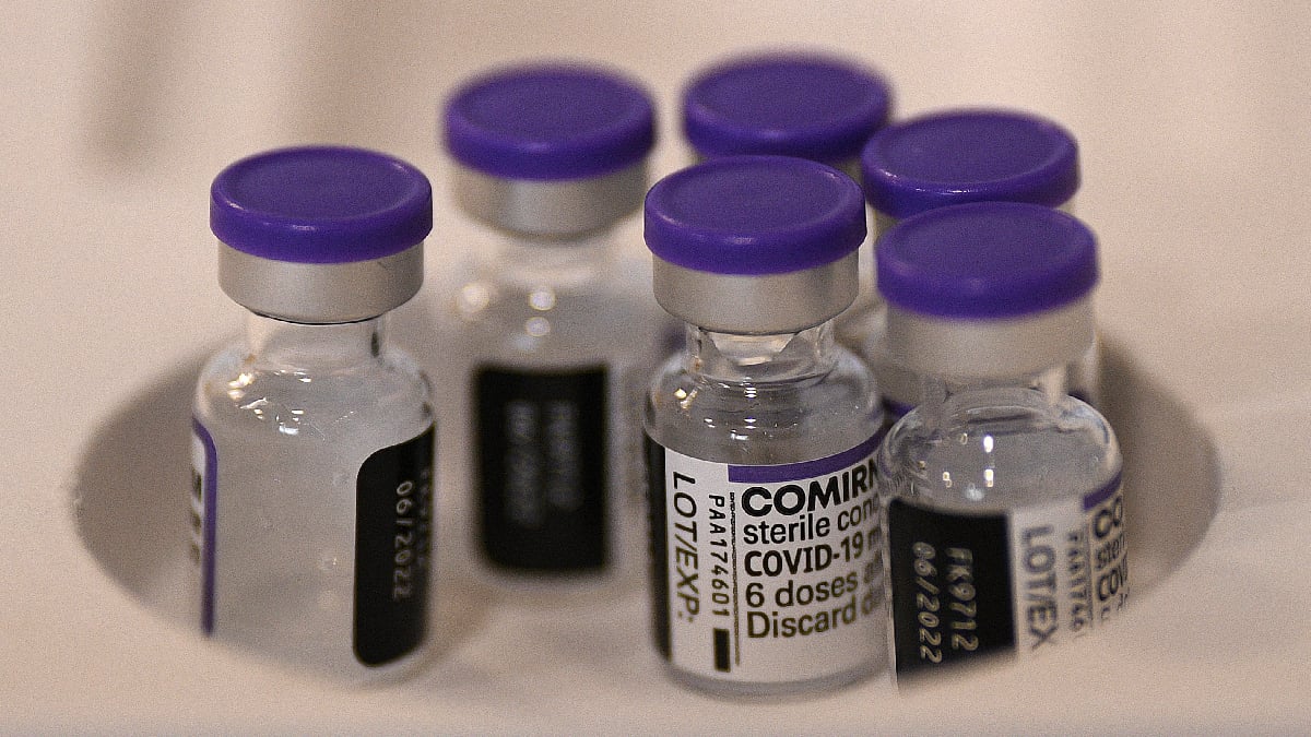 La vacunación no permitirá que se frene el impacto de ómicron