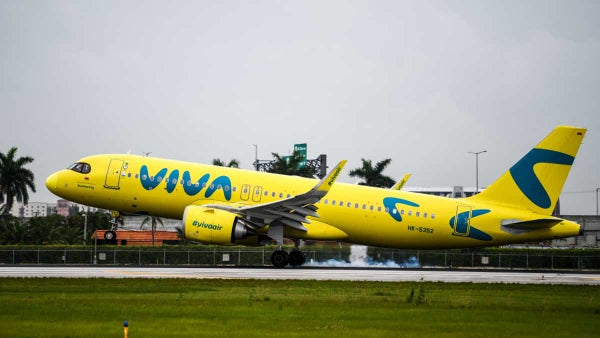SuperSociedades confirmó sanción a tres empresarios exdirigentes de Viva Air SuperSociedades confirmó sanción a tres empresarios exdirigentes de Viva Air