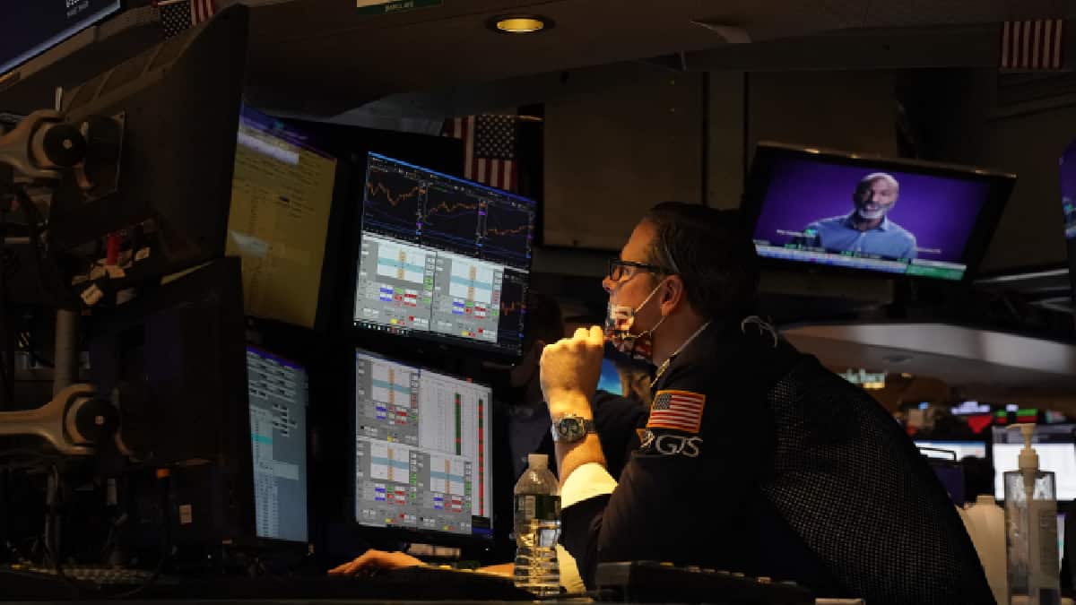 Dow Jones cae 2% en Wall Street por conflicto en Ucrania