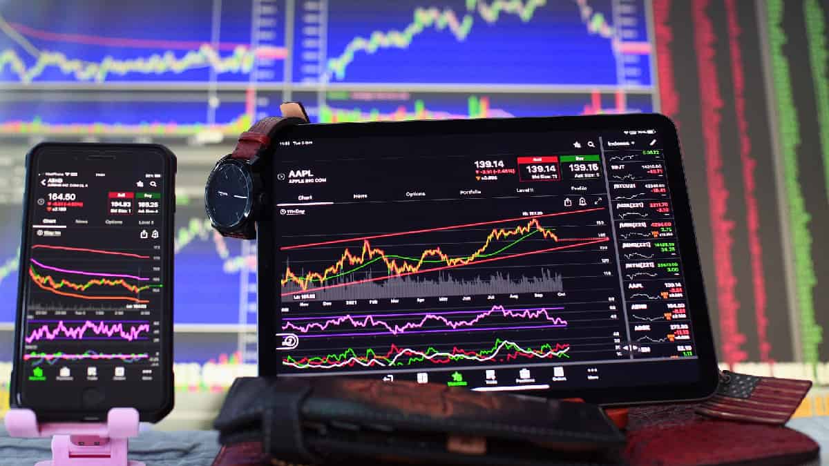 Wall Street arrancó en alza tras nominación de Powell para un nuevo mandato en la Fed