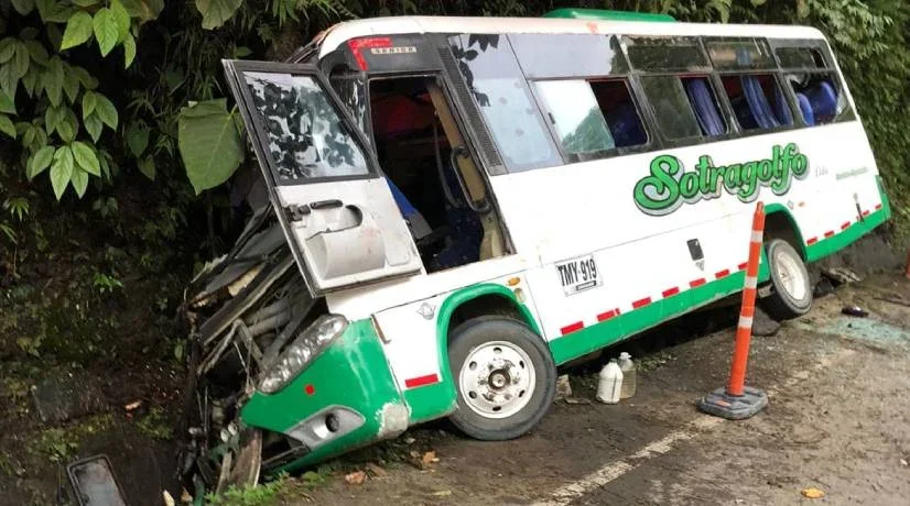Accidente de tránsito en Mutatá dejó tres muertos y 29 heridos