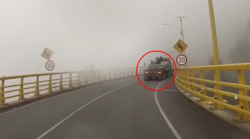 La tractomula que produjo el accidente llevaba varios polizones en su plataforma