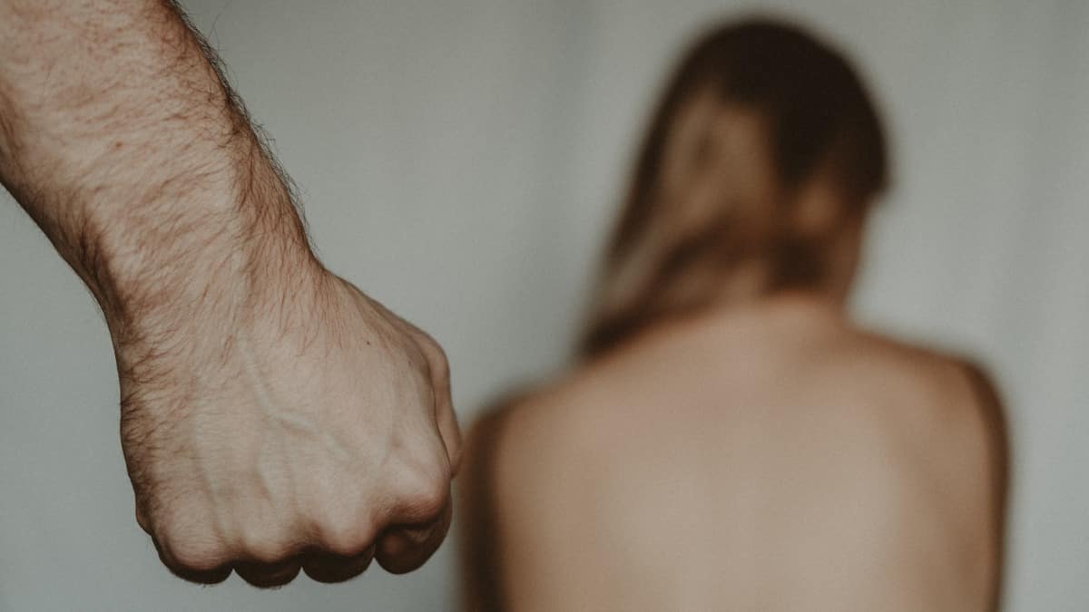 Cuatro deportistas señalaron a su entrenador y la representante legal del club, de abusar sexualmente de ellas.