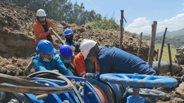 Descubren en Bogotá empresa ilegal que vendió agua robada por $275 millones