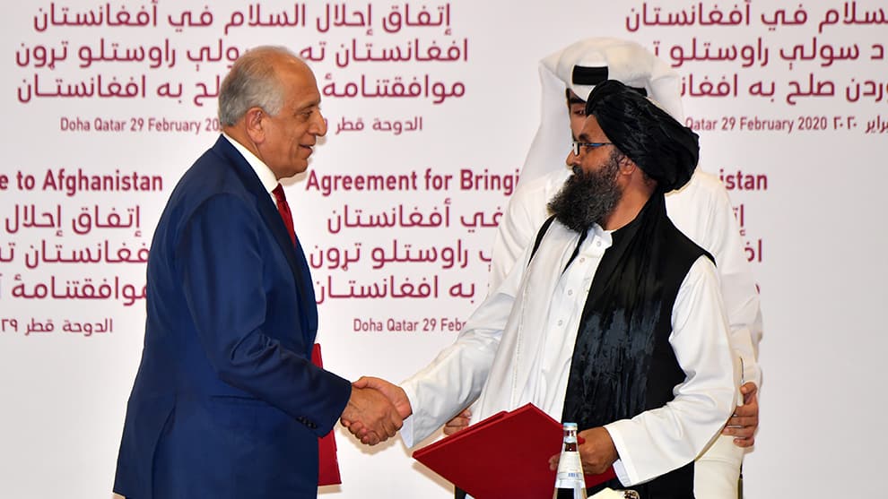 EEUU y talibanes firman histórico acuerdo para retirar tropas de Afganistán