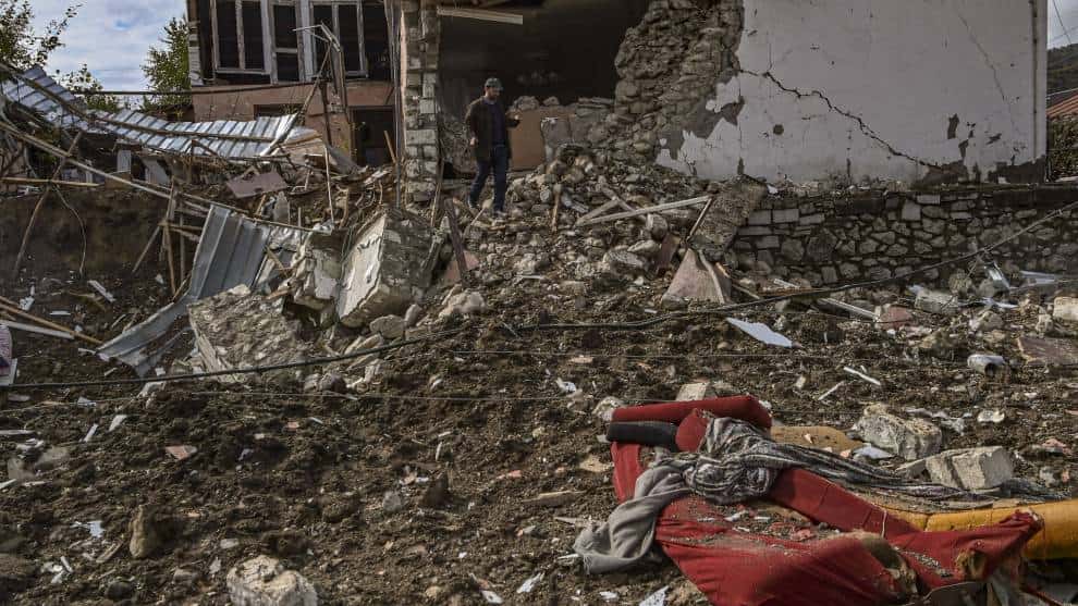 Armenia y Azerbaiyán acuerdan alto al fuego en la región de Nagorno Karabaj