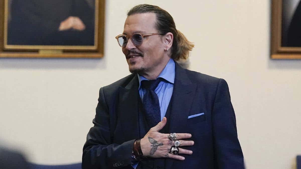 Exnovia acusa a Johnny Depp de sedarla para tener sexo