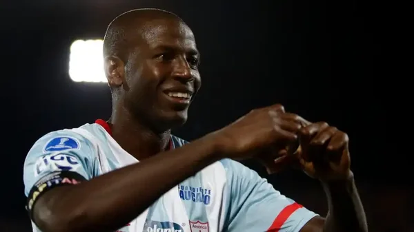 Adrián Ramos tendría varios pretendientes para el 2024: histórico del FPC dentro de la ‘puja’ Adrián Ramos tendría varios pretendientes para el 2024: histórico del FPC dentro de la ‘puja’