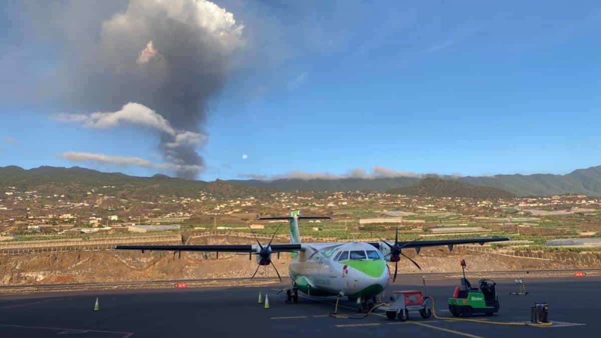 Reabren aeropuerto de La Palma, España