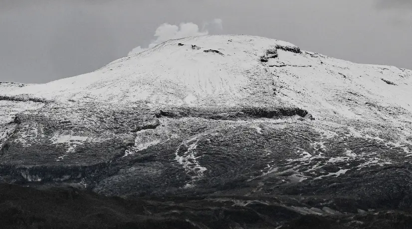 Nevado del Ruiz baja alerta de naranja a amarilla
