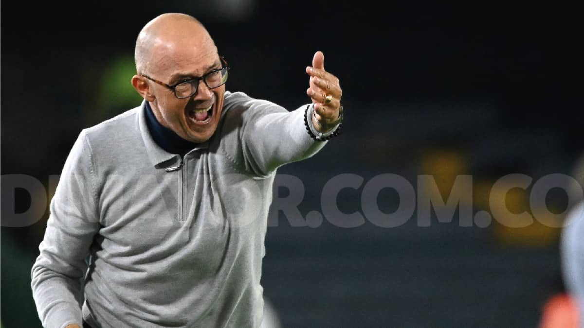 Alfredo Arias durante el partido que Santa Fe le remontó a Millonarios.