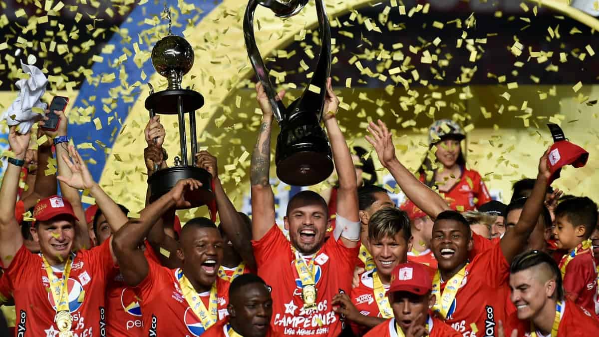 América de Cali busca a Álvaro Rius como director deportivo