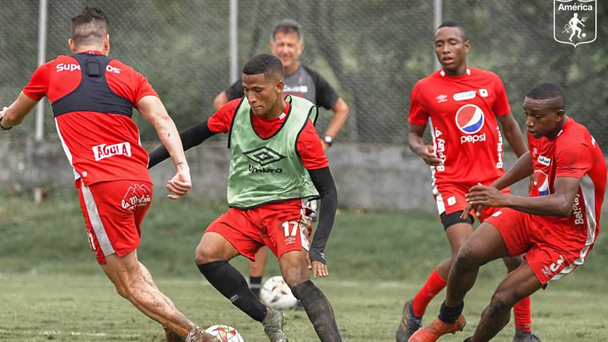 El jugador de Nacional que podría reforzar al América para 2022