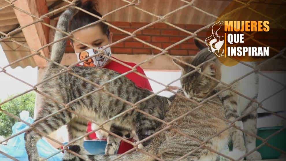Mujer que inspira en Roldanillo