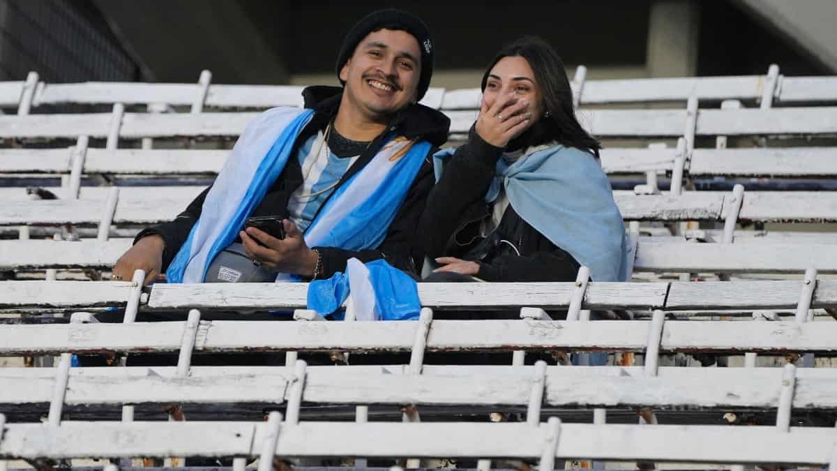 Gobierno y regreso de hinchas al fútbol argentino