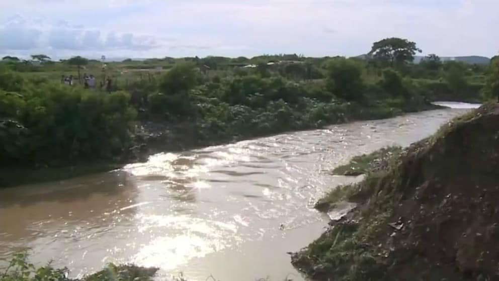 Menor de 14 años está desaparecido luego de caer a un arroyo en Barranquilla