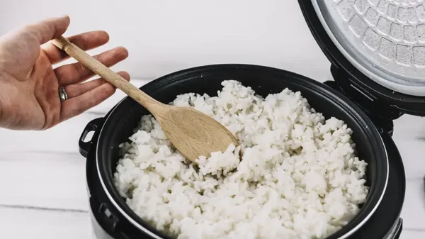 ¿Es necesario lavar el arroz antes de cocinarlo? Esto dicen los estudios